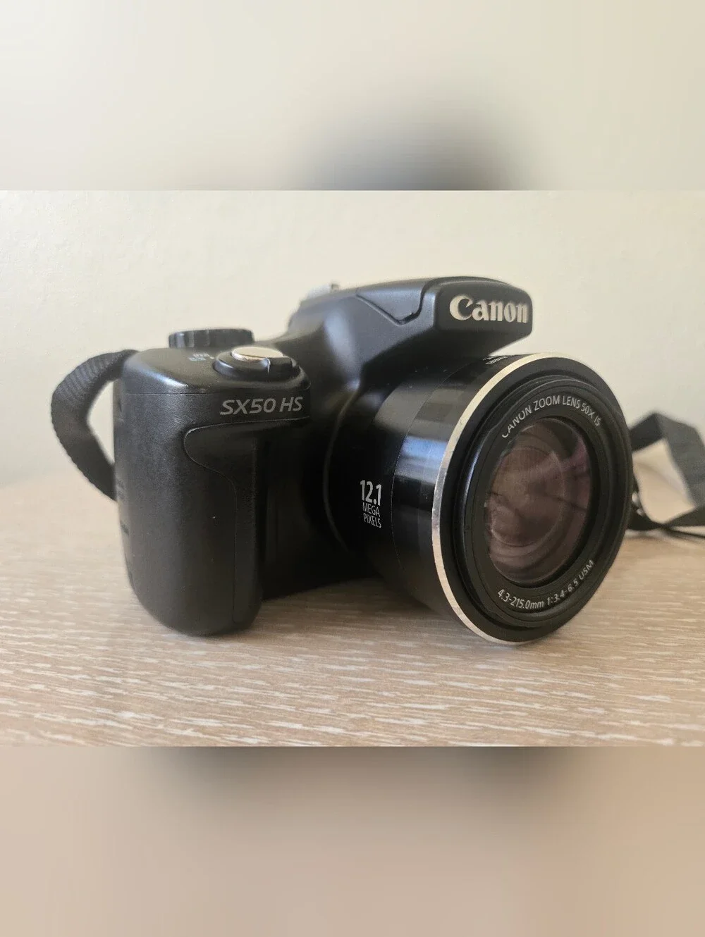 Canon PowerShot SX50 HS Superzoom Camera Bundle | Tested | Extras Included